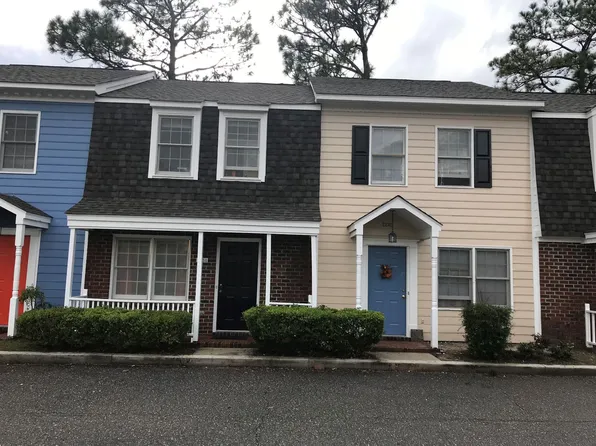 2238 Yaupon Dr, Wilmington, NC 28401