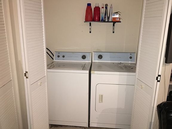 2nd image of 4873 N Winthrop Ave #Ce