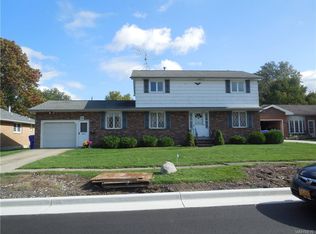 51 Reynolds Rd, West Seneca, NY 14224