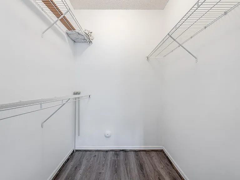1106 Tuscany Way — Photo 11