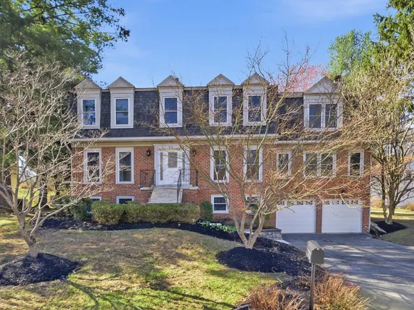 712 Brandon Green Dr, Silver Spring, MD 20904