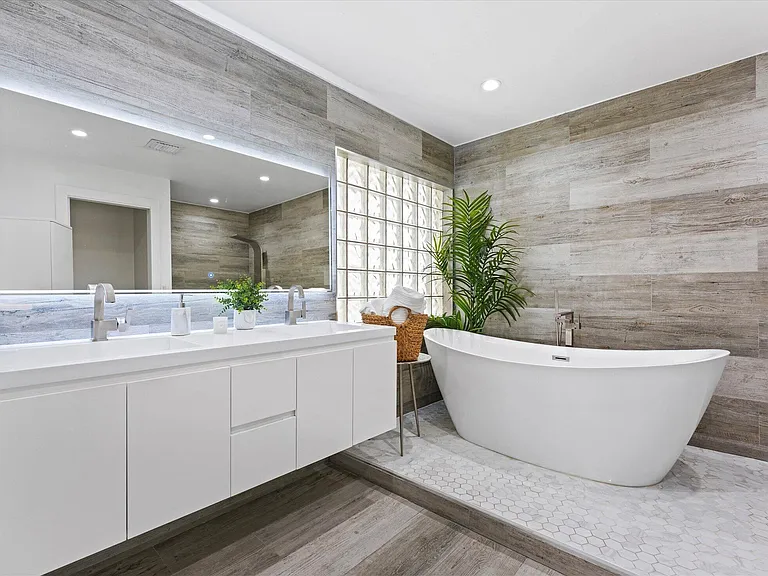 10112 Aqua Vista Way — Photo 31