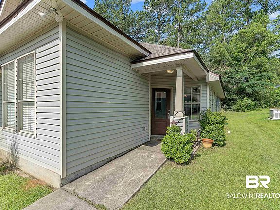 4th image of 505 Rolling Hill Cir