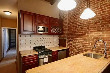 Rented by Capri Jet Realty Corp