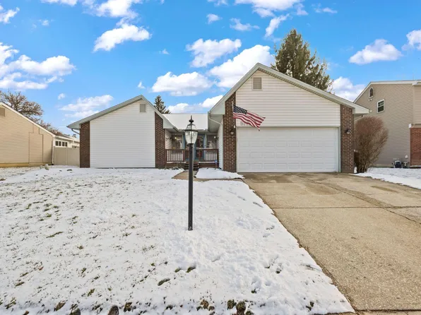 5711 Greendale Dr, Galloway, OH 43119