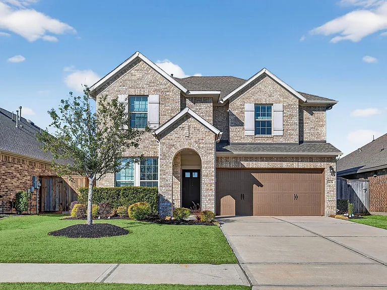 2626 Lemonwood Ln — Photo 3