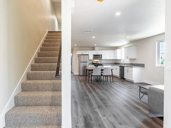 4th image of 1419 S New Hampshire Ave #D246b6656