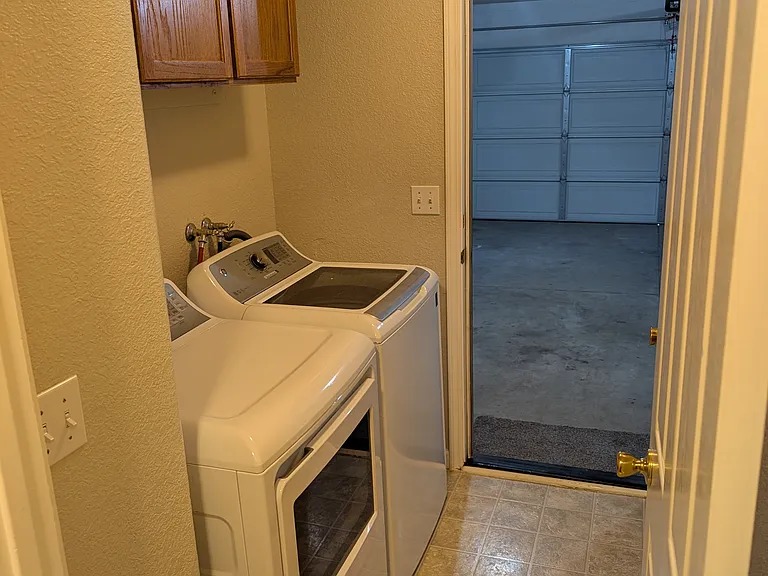 3604 Stingy Ln — Photo 12
