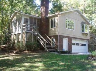 7802 Kinross Dr, Oak Ridge, NC 27310