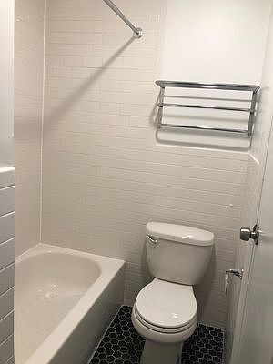 4th image of 167 E 102nd St #2SW