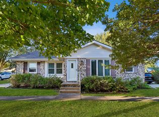 4703 Valdez Dr, Des Moines, IA 50310