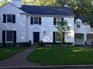 57 Cloverly Rd, Grosse Pointe Farms, MI 48236