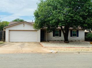 8804 Elkridge Ave, Lubbock, TX 79423