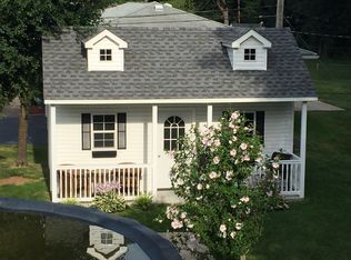 917 N Greece Rd, Rochester, NY 14626