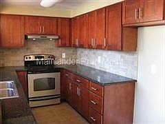 4th image of 3935 SE Harvey St