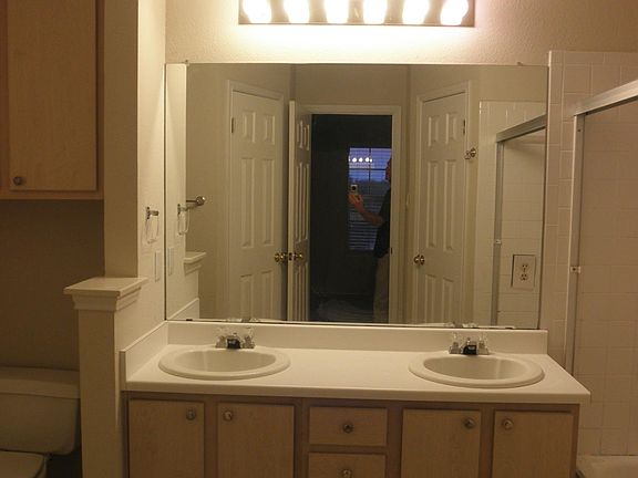 3rd image of 8136 Huddleston Ln