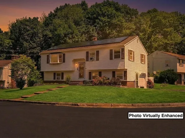366 Blevens Drive, Manchester, NH 03104