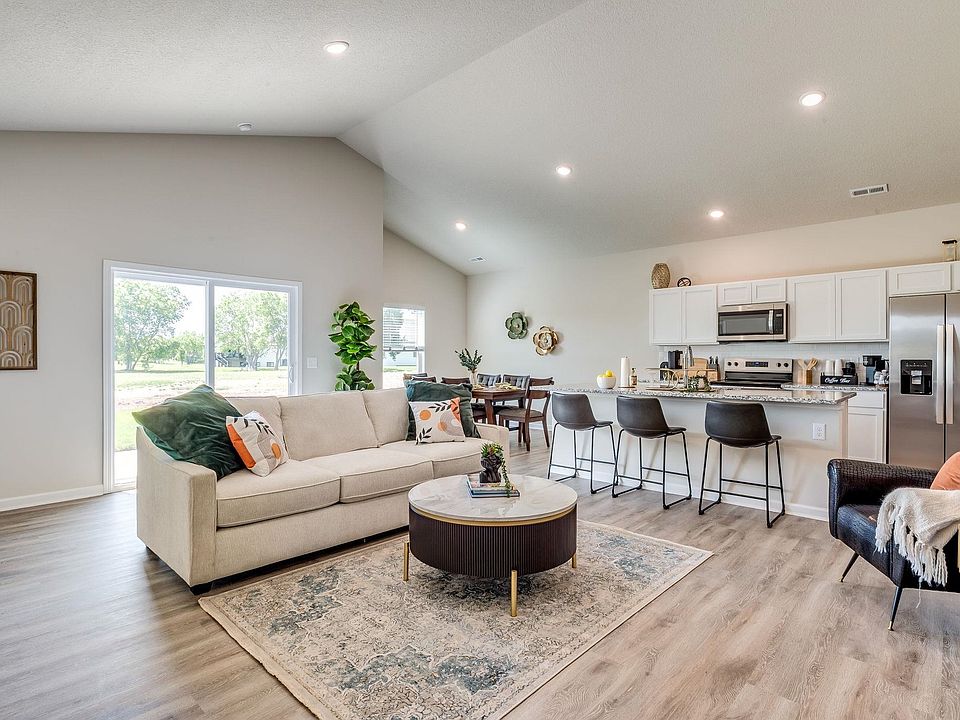 1st image of 2872 S Maize Rd