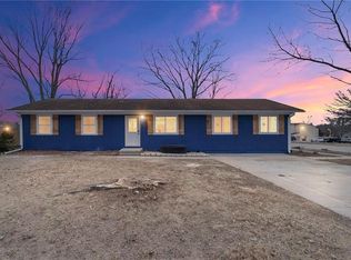245 N Pine St, Garnett, KS 66032