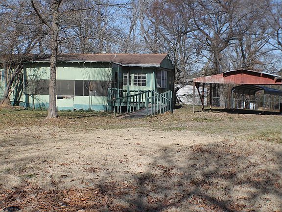 5th image of 111 Daniel Dr