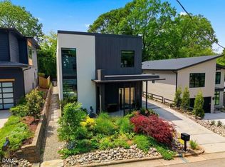 707 Chamberlain St, Raleigh, NC 27607