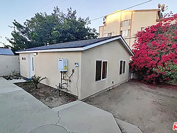 6720 Van Noord Ave, North Hollywood, CA 91606