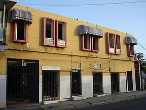 2nd image of 50 Calle Un E