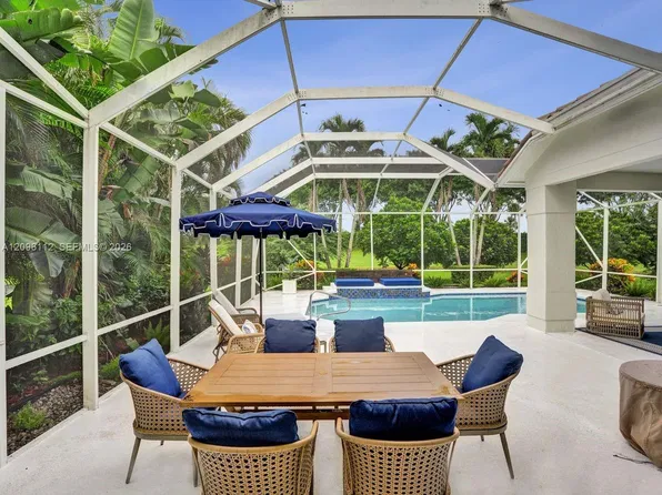 7549 Northport Dr, Boynton Beach, FL 33472