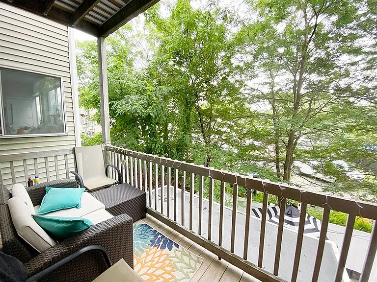 119 Cottage St #2R — Photo 14