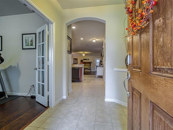 2nd image of 1008 Hawk Valley Dr