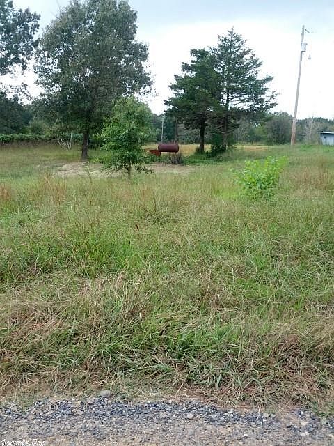 2nd image of 103 Carnathan Ln