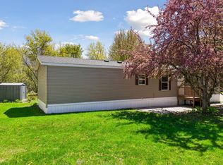 175 Highview Cir, Watertown, MN 55388