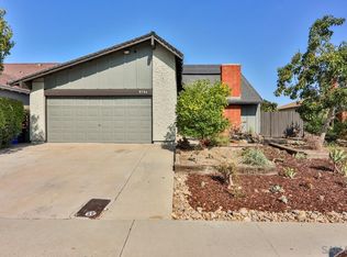 8586 Menkar Rd, San Diego, CA 92126