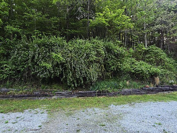 4th image of 4753 Baker Hwy