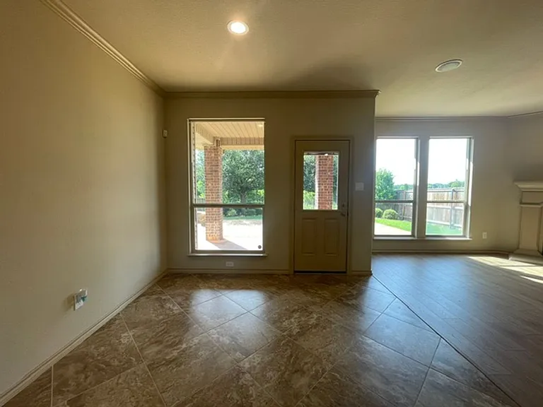 4605 Hidden Meadows Trl — Photo 9