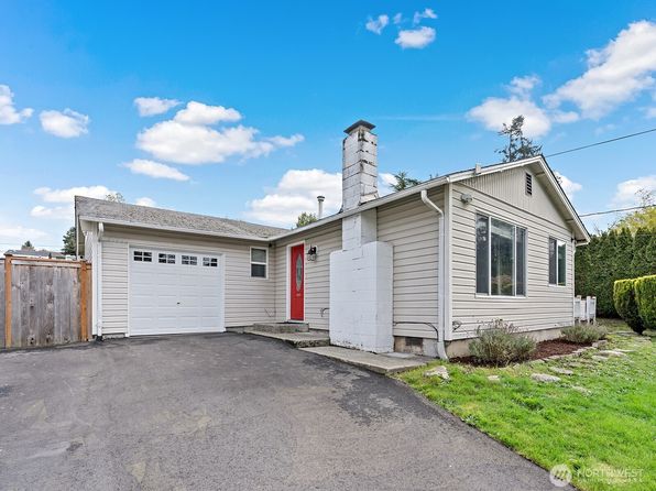 27022 S 12th Avenue, Des Moines, WA 98198