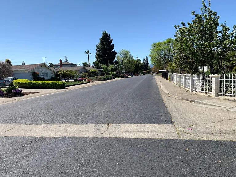 490 Doma Dr — Photo 12