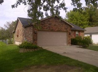 609 E Clinton St, Clinton, MO 64735