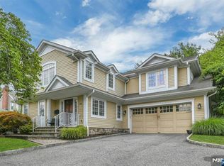 76 Engle St, Tenafly, NJ 07670