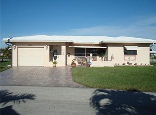 5809 NW 85th Ave, Tamarac, FL 33321