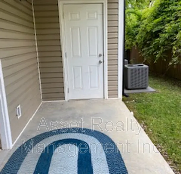 4730 Forest Landing Way — Photo 17