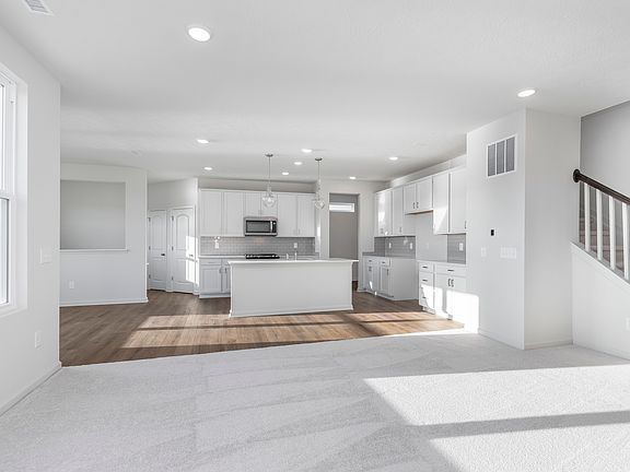 4th image of 6833 Karleigh Dr