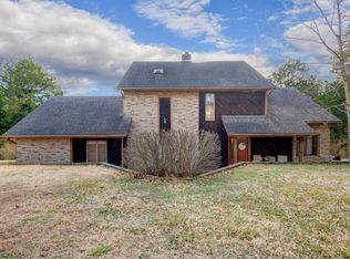 5663 S Paula Ave, Springfield, MO 65810