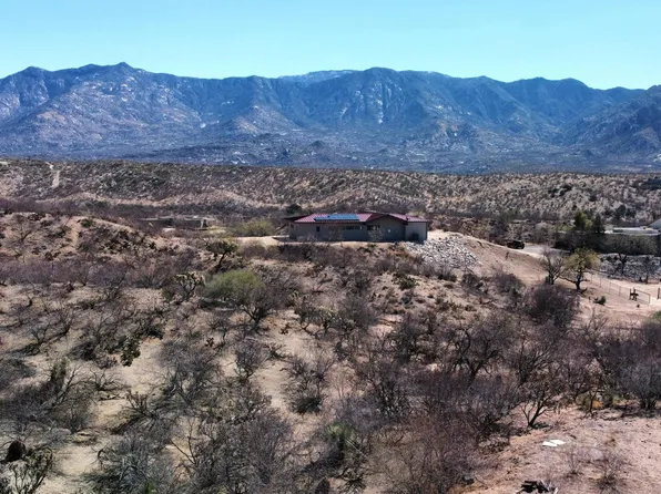 14310 N Bowman Rd, Tucson, AZ 85739