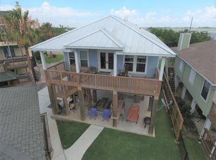1206 Edwards Dr, San Leon, TX 77539