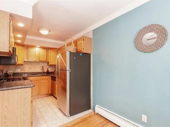 7012 Cottage Avenue image 7 of 14