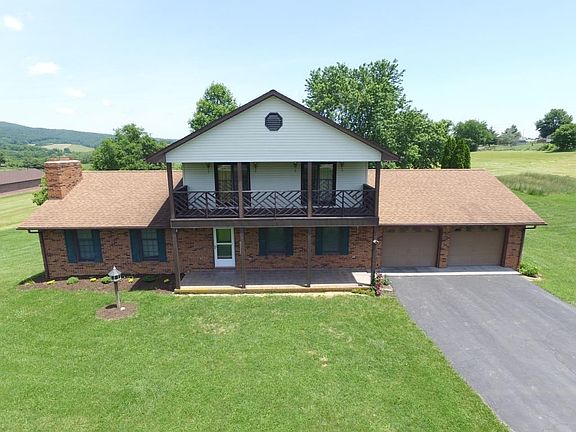 3rd image of 154 Cross Dr