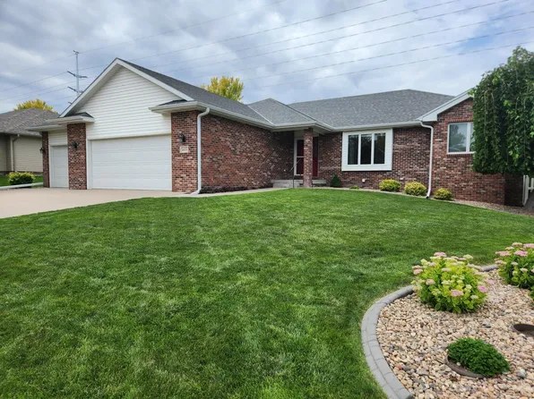 4604 29th Ave, Kearney, NE 68845