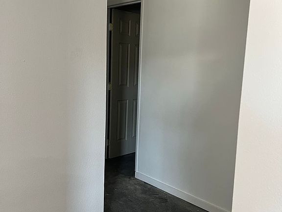 3rd image of 1609 N Albany St Suite 3