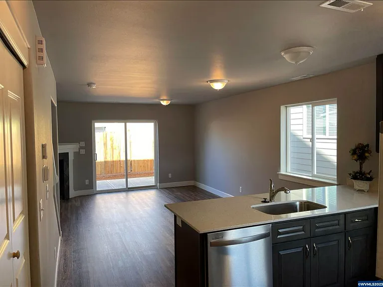 3645 Peter Ln #1 — Photo 33